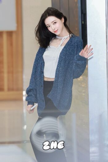 Yuna - ITZY (유나, Shin Yu Na)